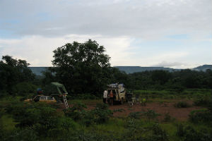 camping på sletten i afrika